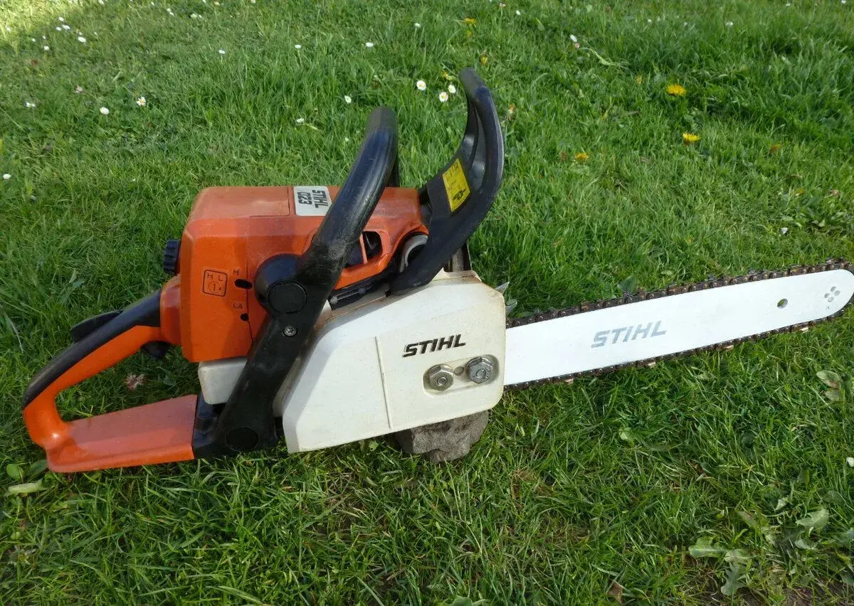 Stihl 23 (230)