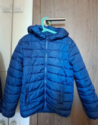 Přechodová bunda Sinsay pro děti cca 9 let / 134 cm.