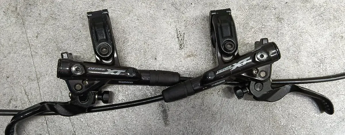 Hydraulické brzdy Shimano XT