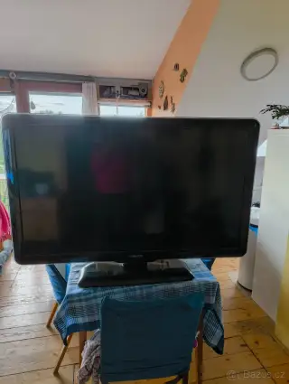 televizor PHILIPS