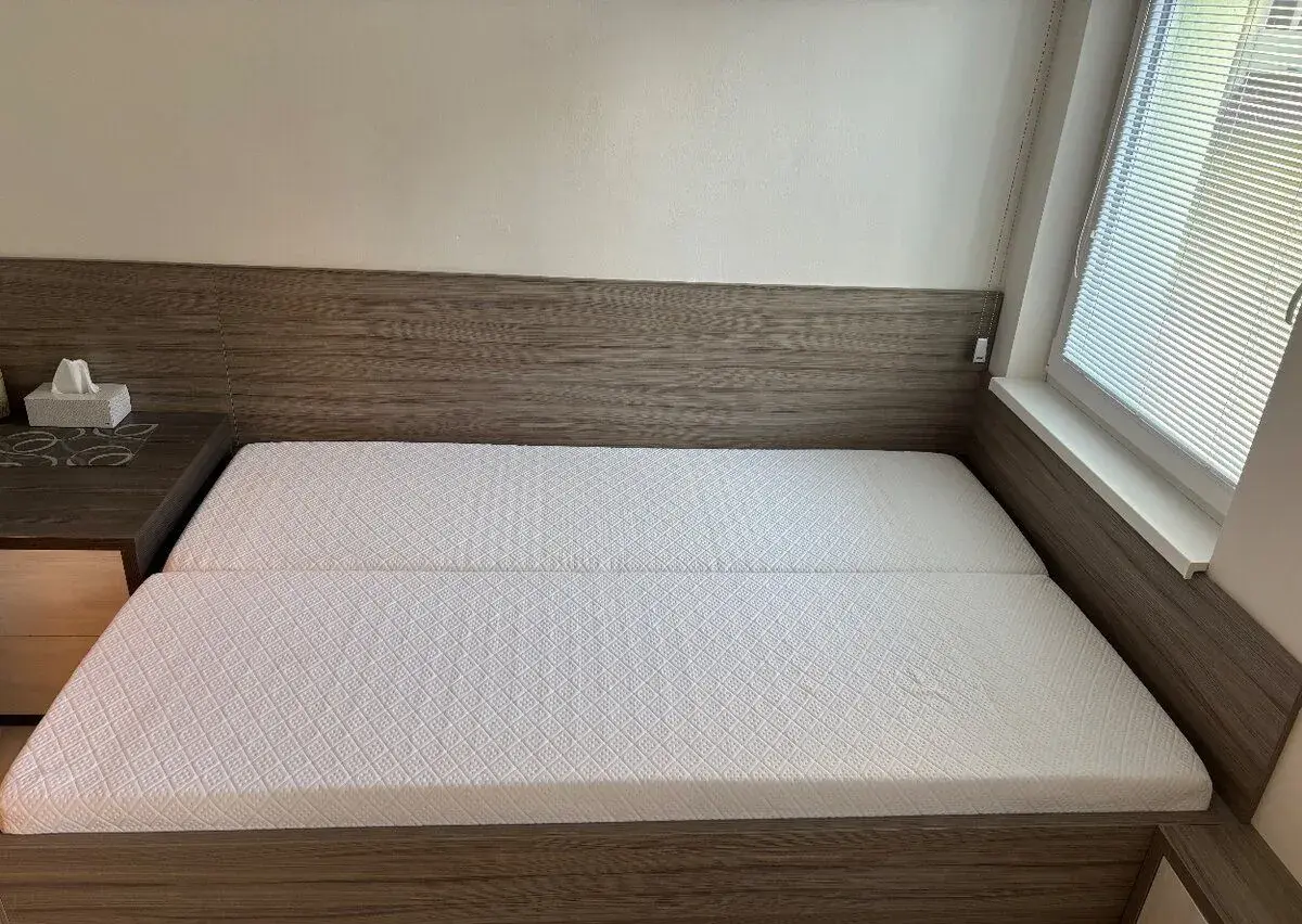Kvalitní 2 kusy matrace 240x80