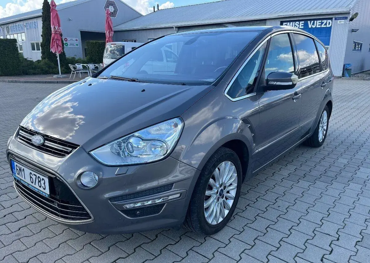 Ford s – 2016, 275 000 km