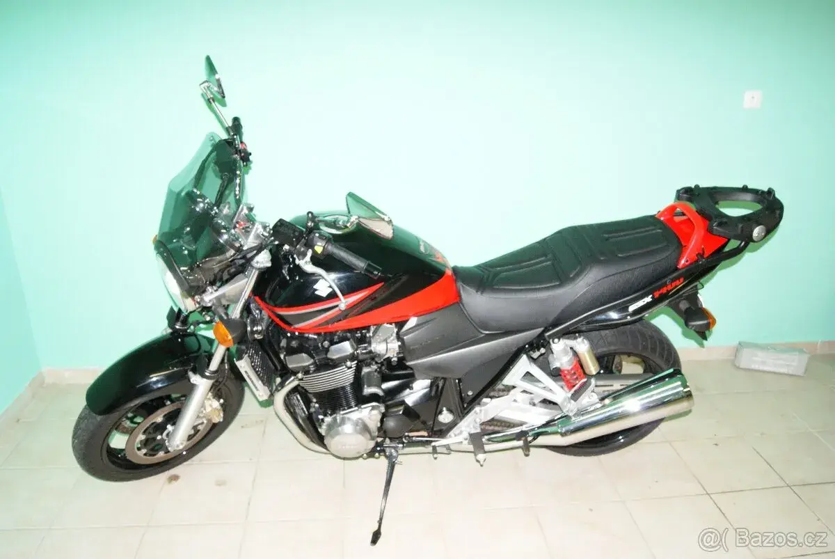 SUZUKI 1400 GSX