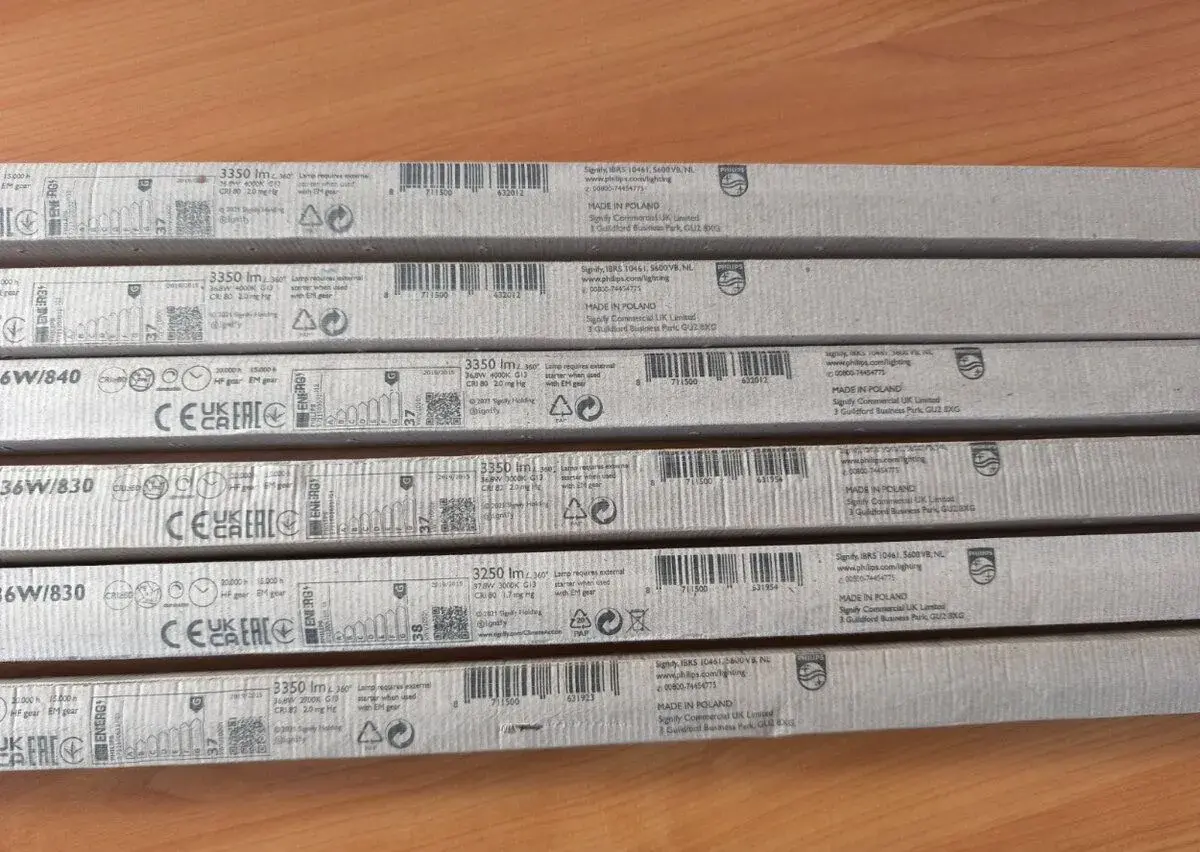 Trubicová zářivka 36w T8 G13 120 cm Philips - nová