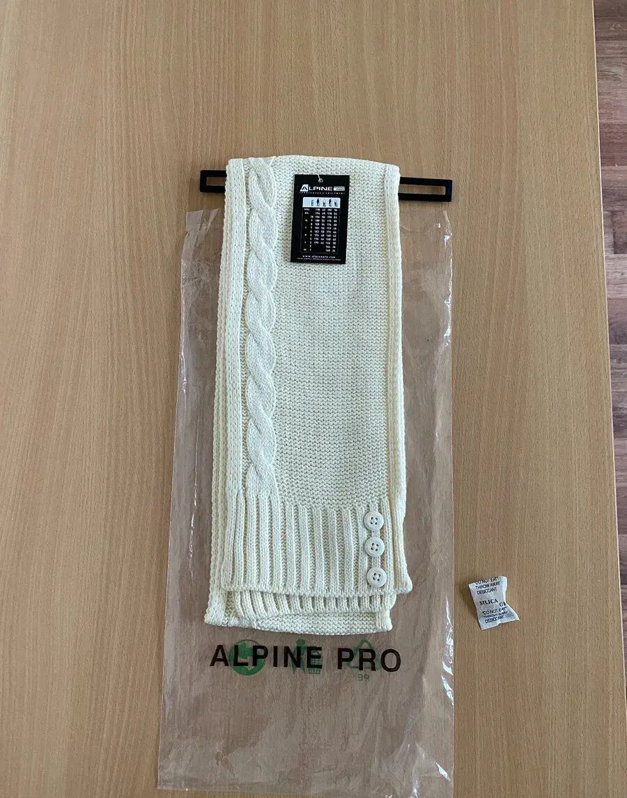 Nová dámská zimní šála ALPINE PRO - krémová, akryl, 170 cm