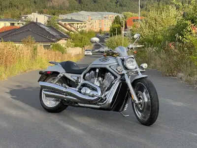 Harley Davidson V-Rod 100th Anniversary edition