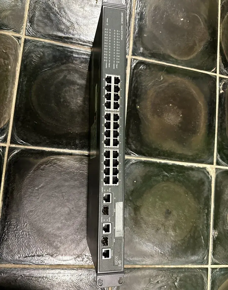 HP E4210-24 SWITCH 3CR17333A-91