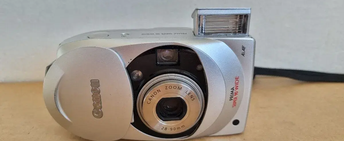 CANON 90 WIDE - KOMPAKTNÍ ANALOGOVÝ FOTOAPARÁT