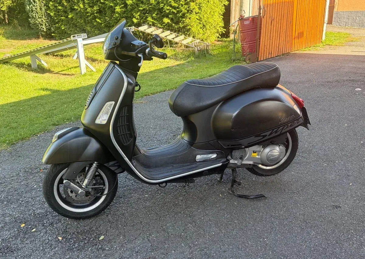 Vespa Super sport 300 (řidičák skupina B)