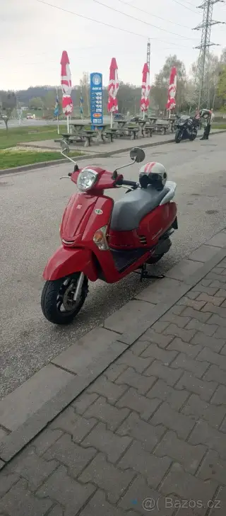 Kymco like 200i mozna vymena nexus gilera 300