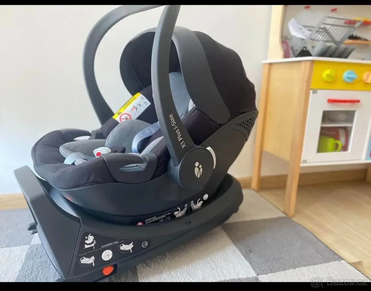Dětská autosedačka Zopa X1 s ISOFIX bází – skvělý stav