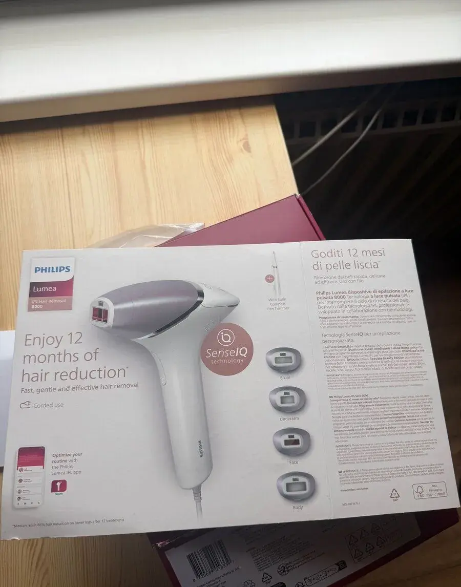 Philips Lumea IPL 8000 – téměř nový, 1xpoužitý
