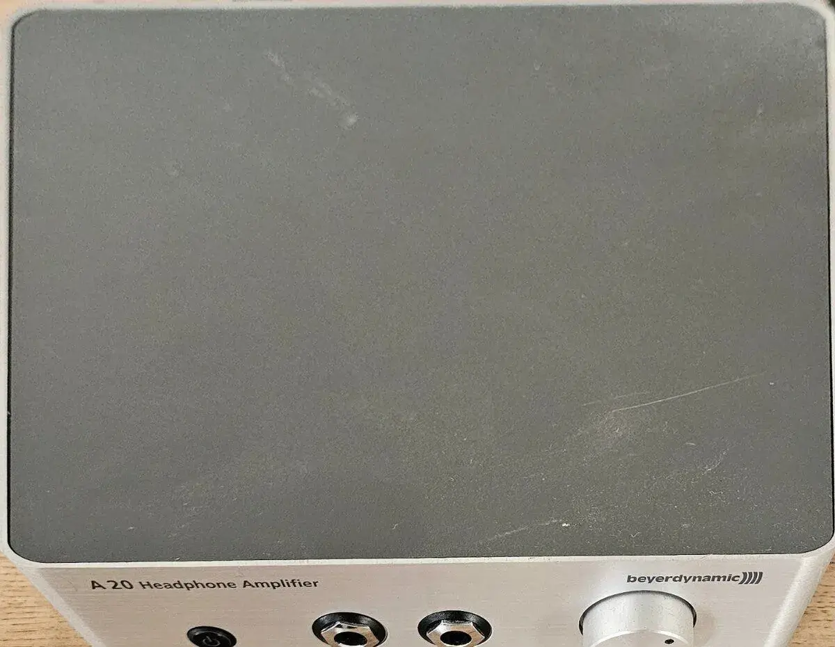 zesilovač Beyerdynamic A20