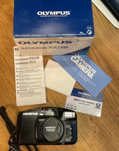 Olympus superzoom 700xb