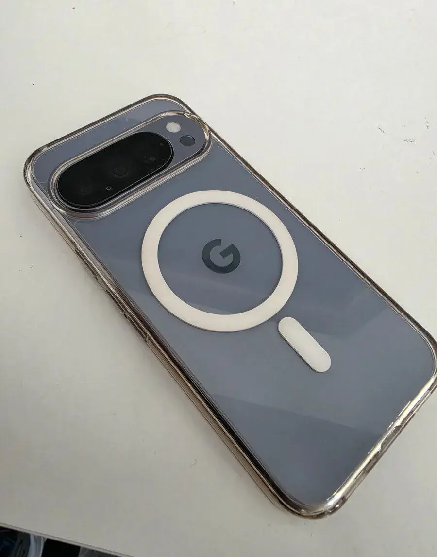 Google Pixel 10 Pro 128 GB – Moonstone, záruka 07/28