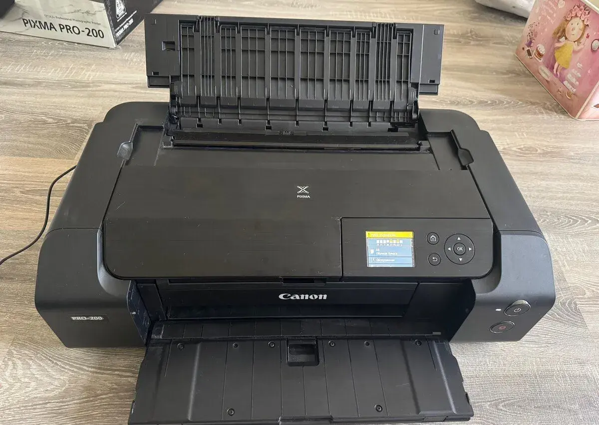 Canon pixma pro-200 - A3+ fototiskárna, plné funkční