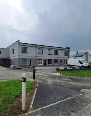 Pronájem kancelářských, obchodních a skladovacích prostor
