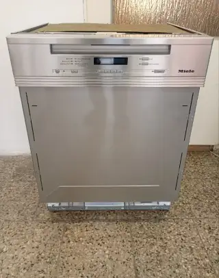 Myčka nádobí Miele G 6730 CSCi