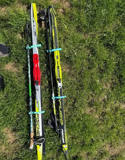 Běžkařská výbava pro děti vysoké 125–135 cm (běžky 140) včet