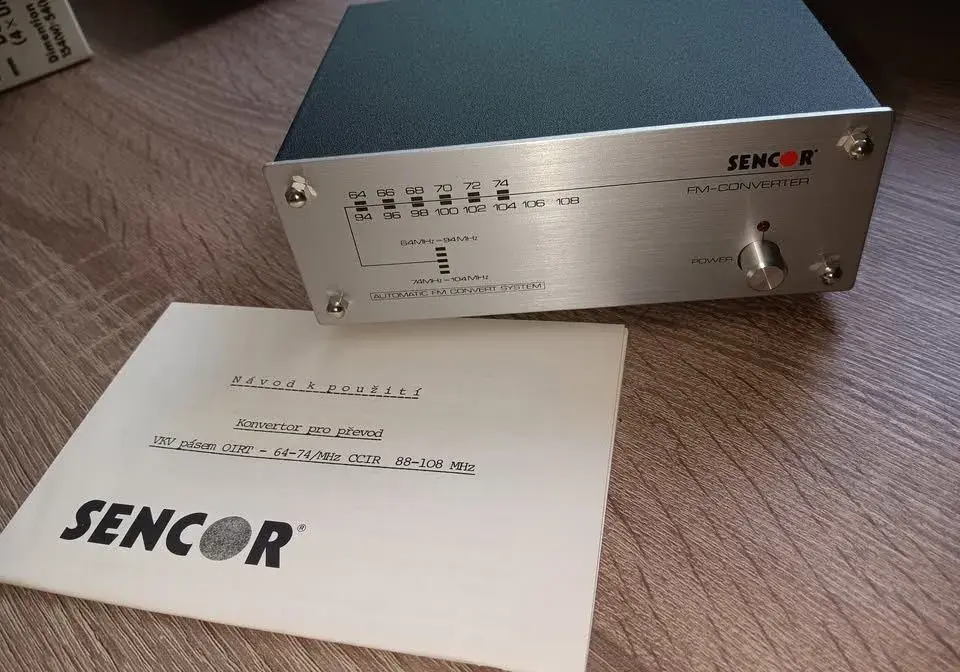 SENCOR S-801 – FM/VKV konvertor CCIR/OIRT, nepoužitý, funkčn
