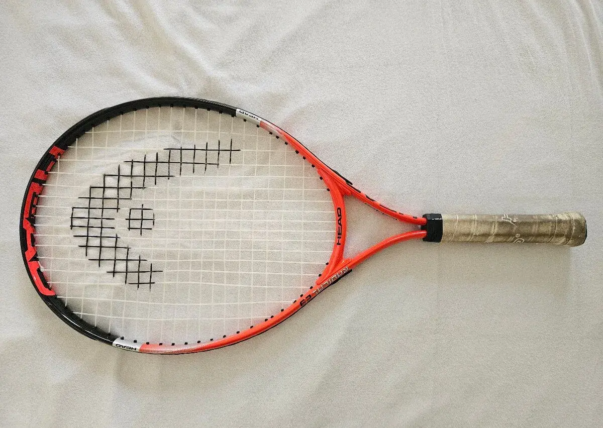 Juniorská raketa Head Radical 23