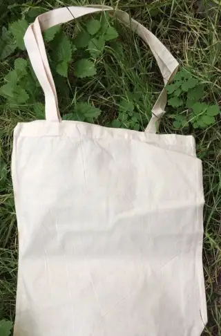 NOVÁ BAVLNĚNÁ TAŠKA 35 × 40 cm – 100 % BAVLNA