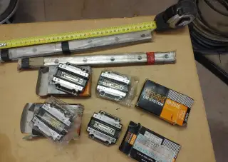 Lineární vedeni THK20TB1SS sada