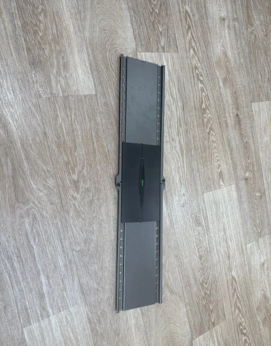 Držák na zeď pro TV