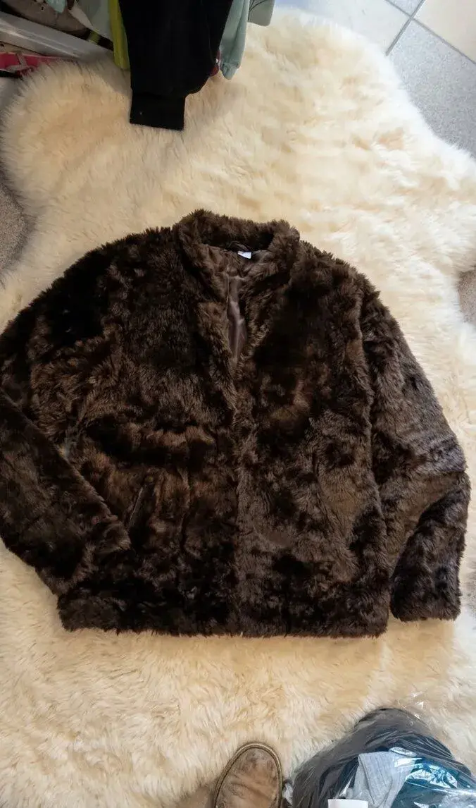 Hnědý kožíšek H&M