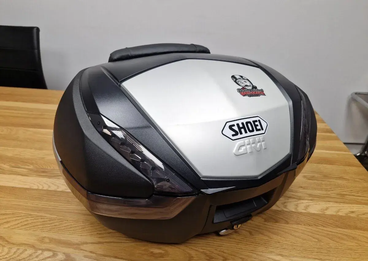 Kufr GIVI V47 NT