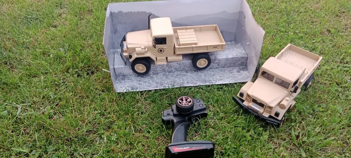 RC vojenský nákladní vůz –2 auta, 1 ovladač, 2xAku