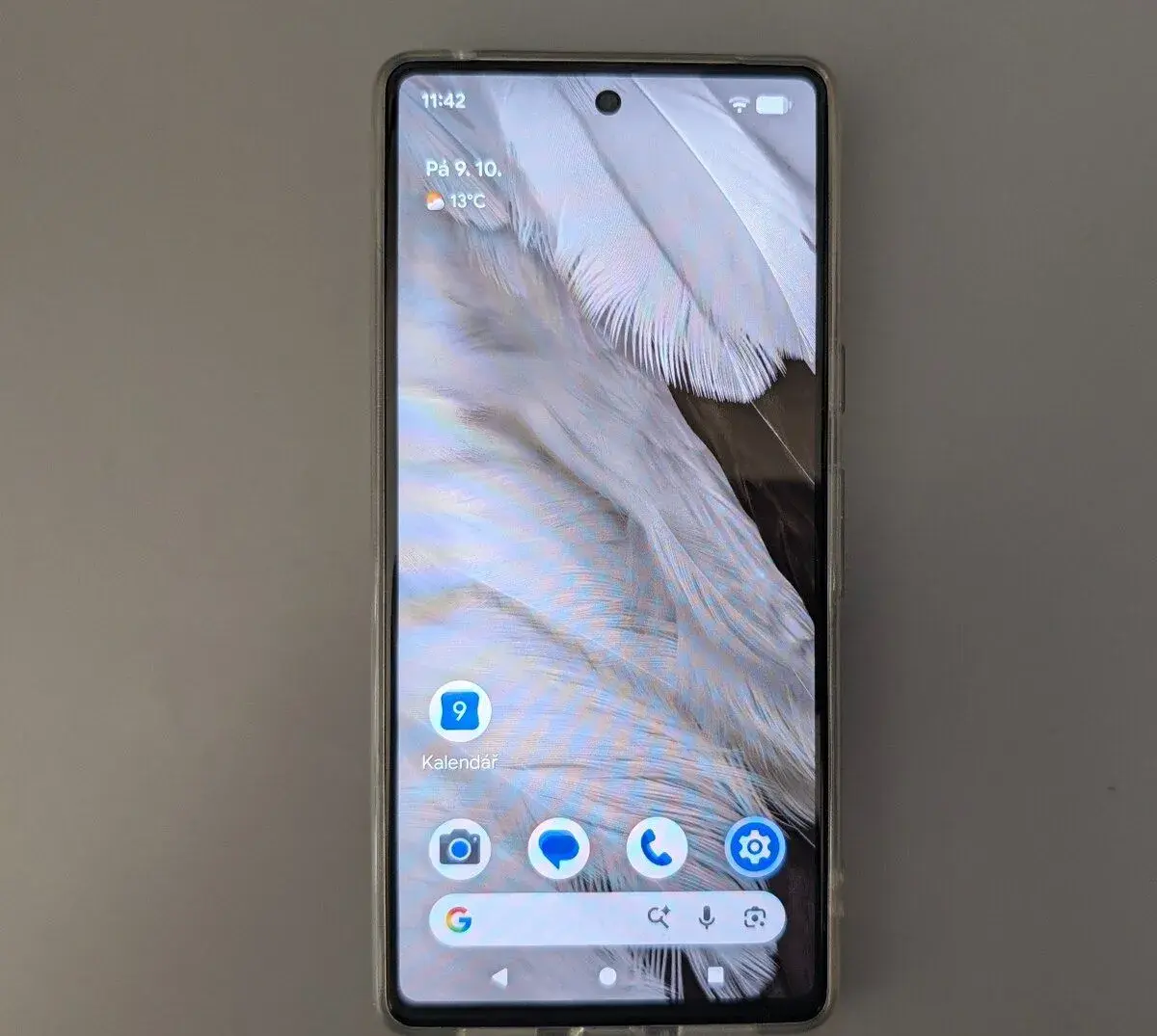 Pixel 7 bílý + obal, perfektní stav