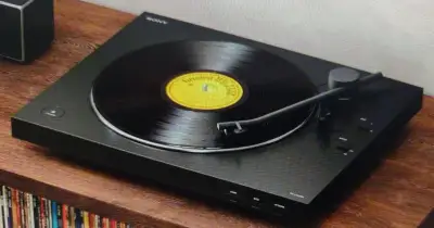 Gramofon SONY PS-LX310BT