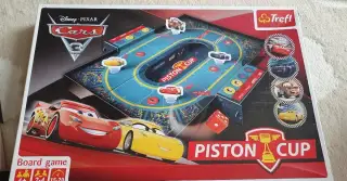 Dětská stolní závodní společenská hra Cars 3 - Piston cup