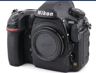 Nikon D850