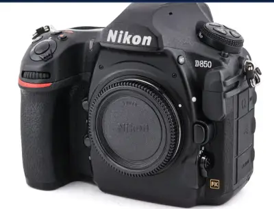 Nikon D850