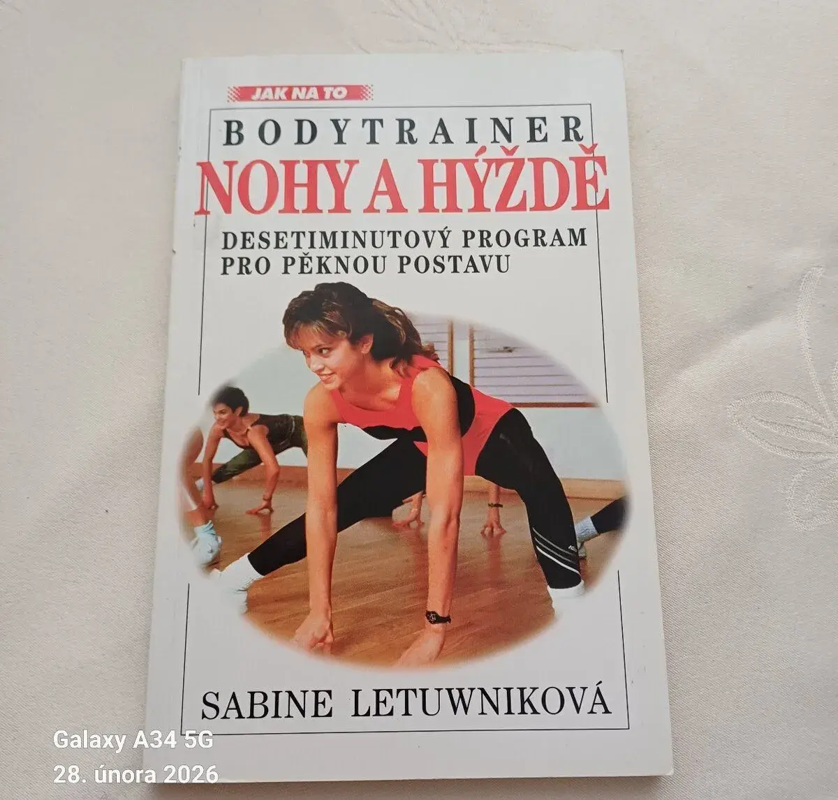Bodytrainer - Nohy a hýždě