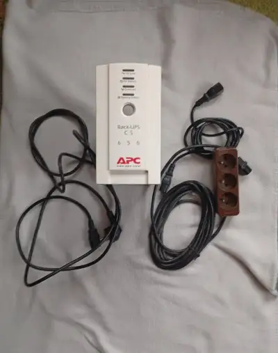 Záložní zdroj Back UPC 650 CS
