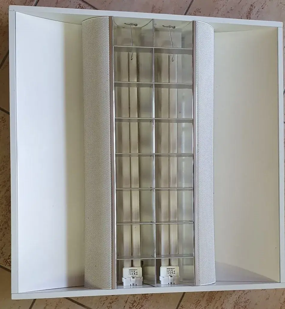 42 kusů svítidel Thorn 96547374 IQ 2x55W TC-L HF LV L840