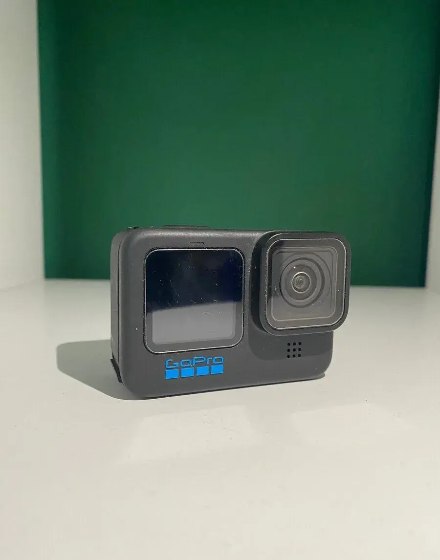 Gopro HERO 10 BLACK + enduro baterie + příslušenství