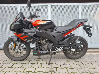 Aprilia Tuono 125