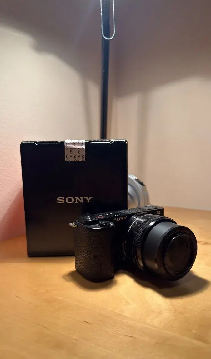Sony ZV- E 10