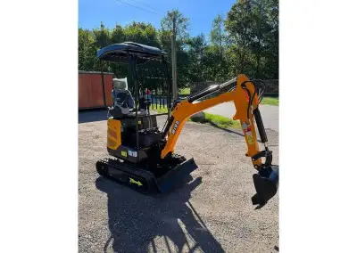 Minibagr MIVA VA18