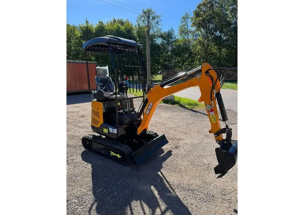 Minibagr MIVA VA18
