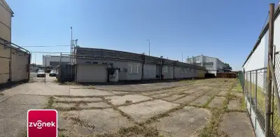 Pronájem uzamykatelné zpevněné plochy 1 186 m² – Otrokovice,