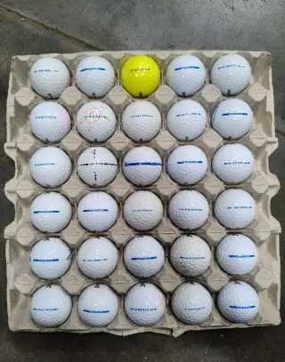 Golfové míčky Srixon ad333