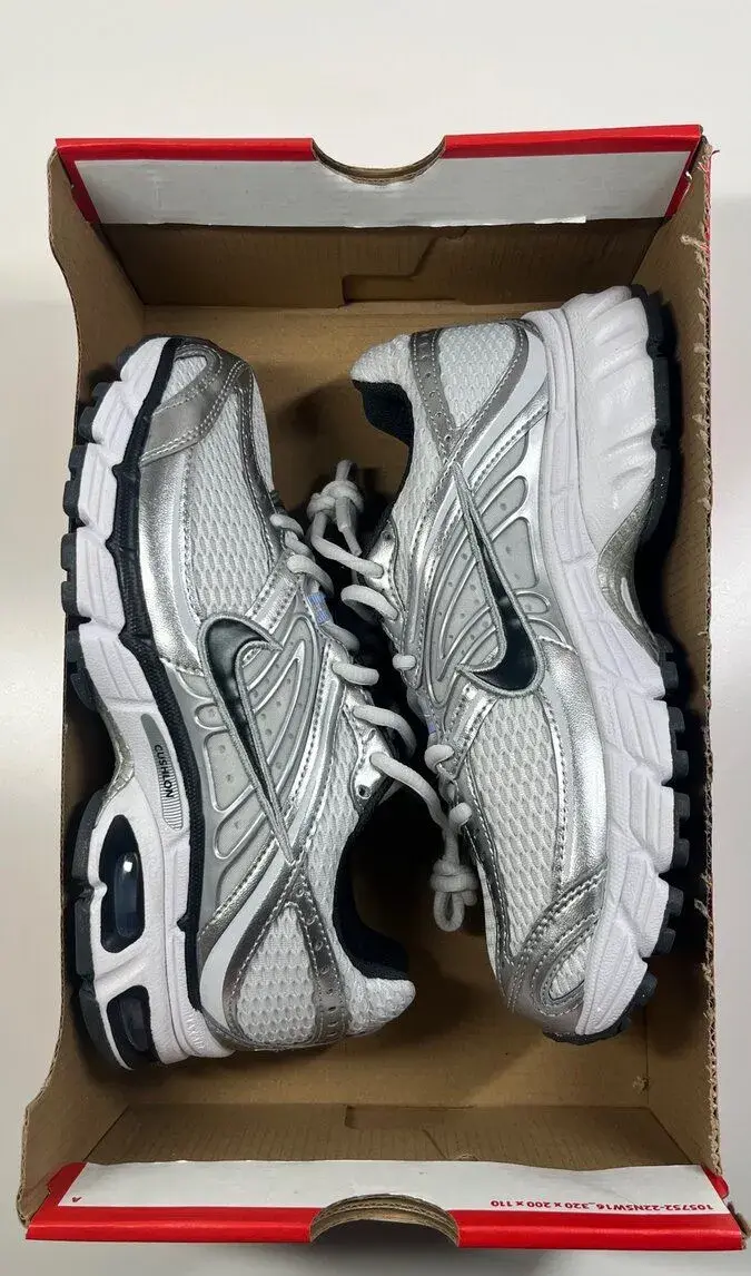 Nike Air Max Moto 2K – Photon Dust/Anthracite – EU 38 UNISEX