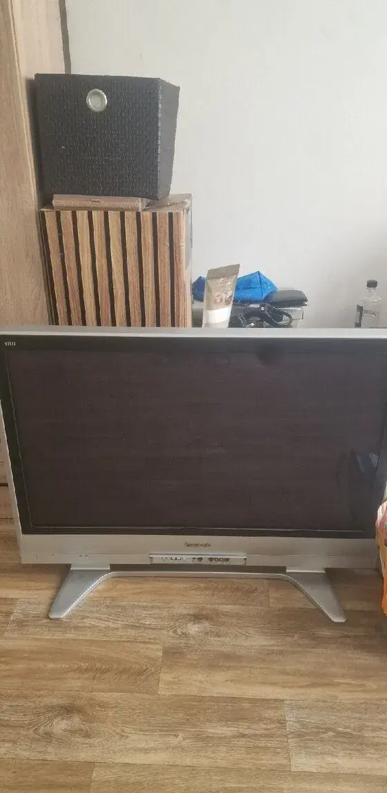 TV plazma Panasonic viera z ovladačem