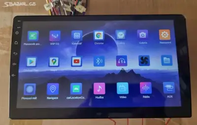 MONSTRUM 10.1" autorádio Android 8/128GB NXP6686