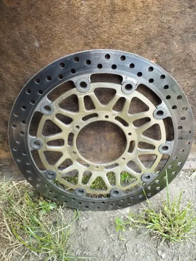 Přední brzdový kotouč Honda CBR 954 929 RR